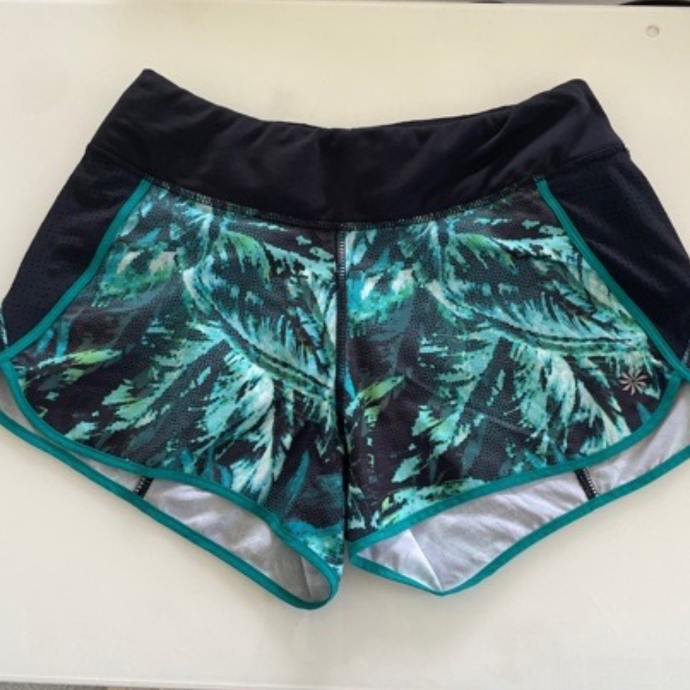Athleta | Napali Teal Palm Print Quick-Dry Run Shorts – Track This Run, Size XS